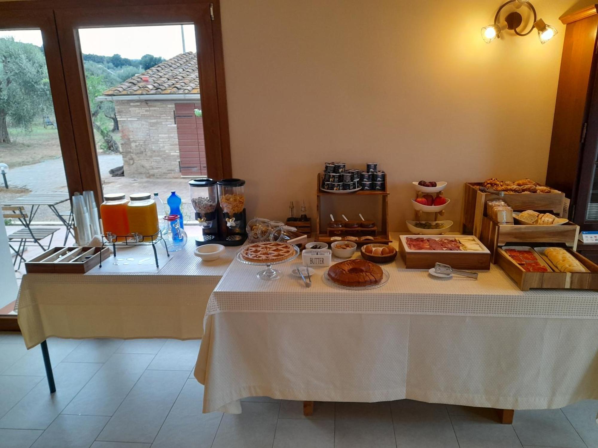 Agriturismo Il Vecchio Olivo กัสตาลเญโต การ์ดุชชี ภายนอก รูปภาพ